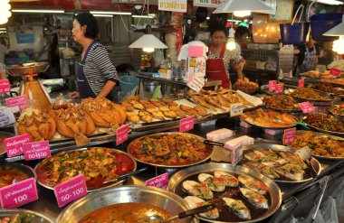 Bangkok, Tayland: Tay gıda, veya tor kor Pazar görüntüsünü