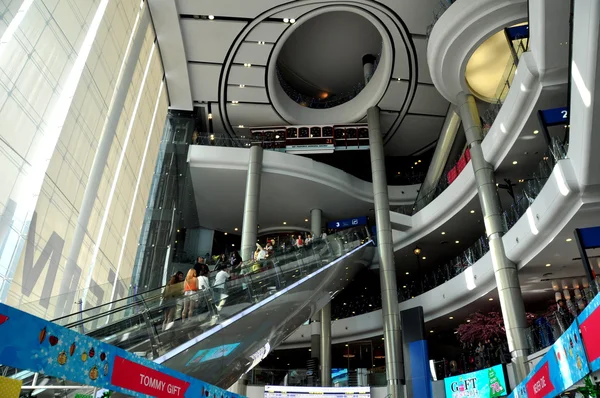 Bangkok, Thailand: Terminal 21 Shopping Center — Stock Photo, Image