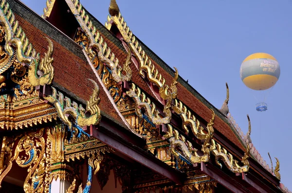 Pattaya, Tailandia: Vihara Hall en Wat Chai Mongkhon —  Fotos de Stock