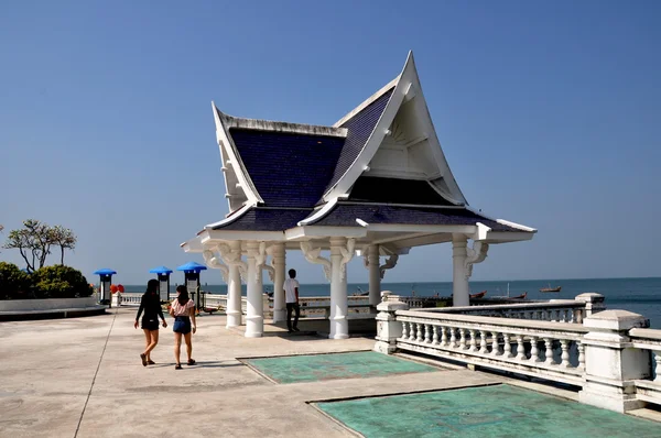 Bang saen, thailand: sala on hat gewonnen schampark pier — Stockfoto