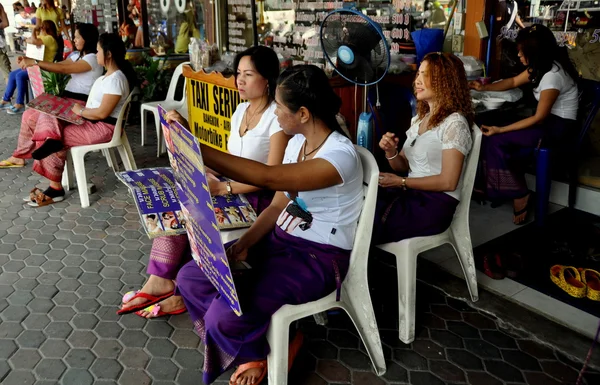 Paattaya, Tailândia: Trabalhadores de Spa de Massagem — Fotografia de Stock