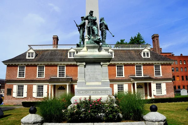 Memorial da Guerra Civil e Mansão de Philipsburg em Yonkers, NY — Fotografia de Stock