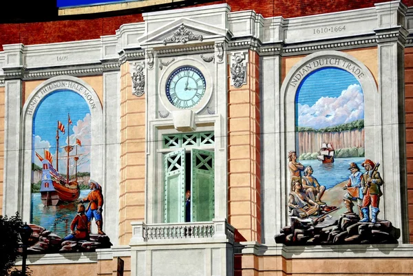 Wall Murals in Yonkers, NY — Stock Photo, Image