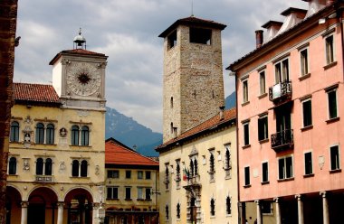 Belluno, İtalya: piazza del duomo