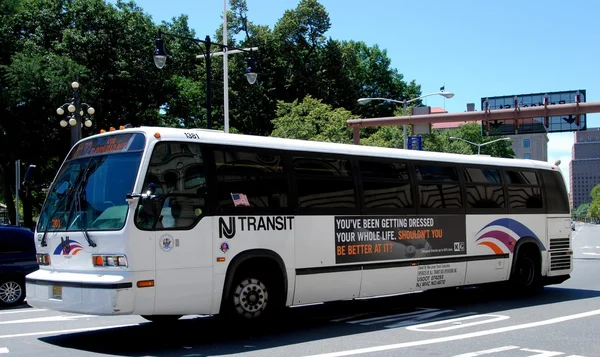 Autobús del sistema de tránsito de NJ en Newark, Nueva Jersey —  Fotos de Stock