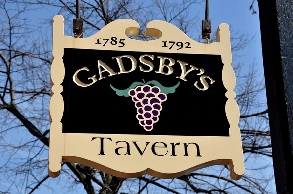 Alexandria, VA: Signo de taberna de Gadsby — Foto de Stock