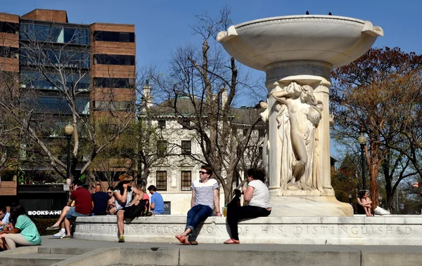 Washington, dc: dupont circle fontána — Stock fotografie