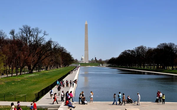 Washington, dc: blick auf washington monument & capitol — Stockfoto