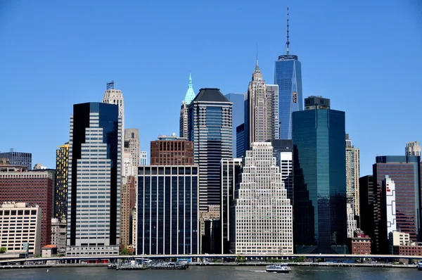 Lower Manhattan skyscrapers — Stock Photo, Image