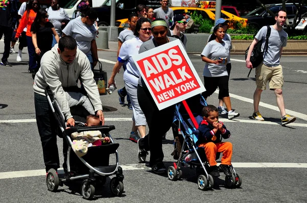 NYC: aids promenad 2014 — Stockfoto