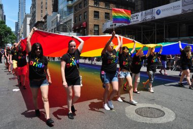 NYC: 2014 Eşcinsel gurur geçit töreni