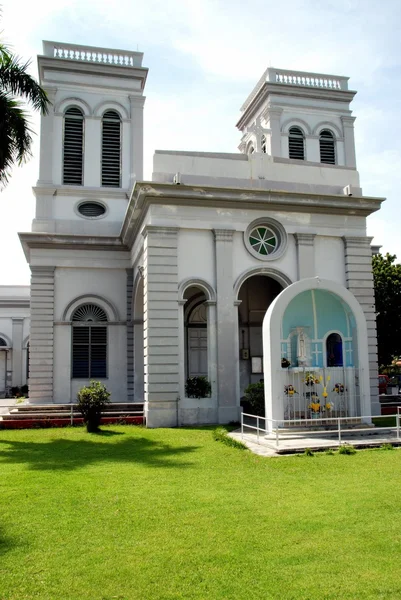 Georgetown, Malásia: Catedral da Assunção de 1861 — Fotografia de Stock