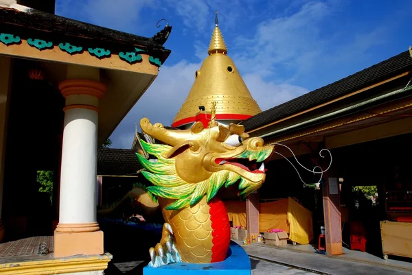 Georgetown, Malásia: Thai Wat Buppharam — Fotografia de Stock