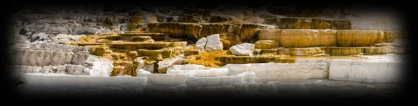 Overview at Mammoth Hot Springs — Stock Photo, Image