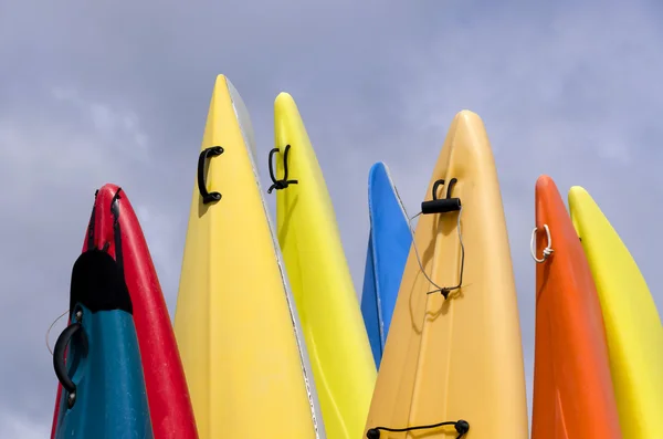 Canoas coloridas — Fotografia de Stock
