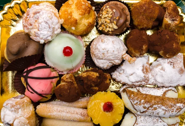 Assorted pastries — Stock Photo, Image