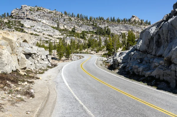 Curvas em Yosemite — Fotografia de Stock