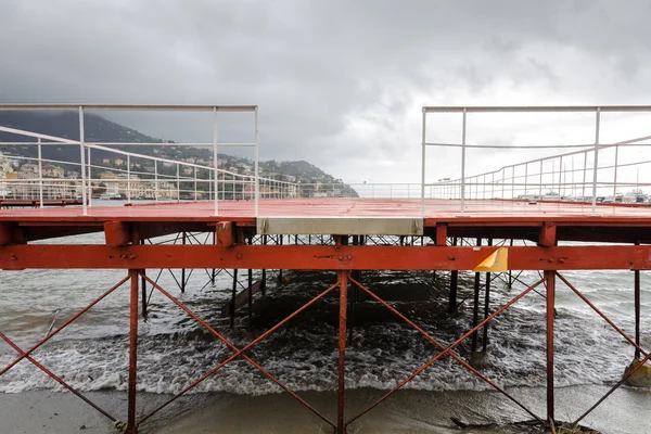 Banchina galleggiante a Rapallo — Foto Stock