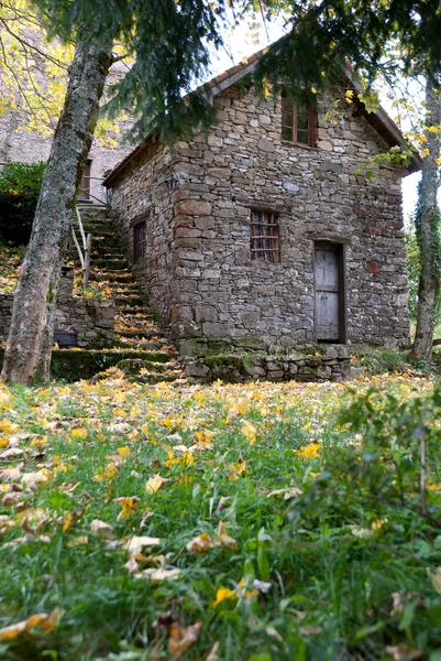 Casa in pietra — Foto Stock