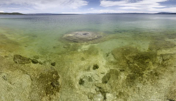 Überblick über den Yellowstone Lake mit — Stockfoto