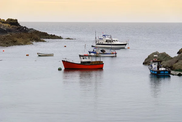 Boote in Kornmauer — Stockfoto