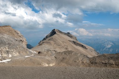 İsviçre dağlarında