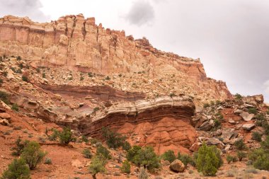 yolda doğal dolaşık yol Capitol resif Milli Parkı'nda Amerika Birleşik Devletleri