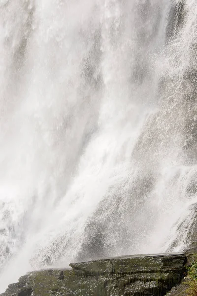 Steinsdalsfossen Vattenfall Och Landskap Norge — Stockfoto