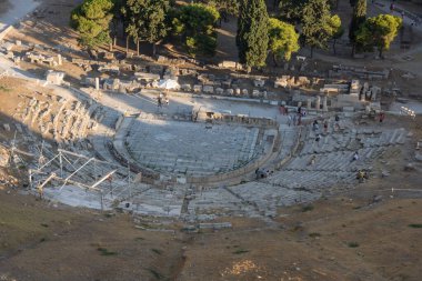 Yunanistan 'da Atina' da Akropolis sütunlarının inşasının ayrıntıları