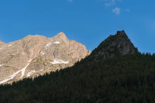 Talya Nın Piedmont Kentindeki Ceresole Reale Nivolet Tepesi Arasındaki Manzara — Stok fotoğraf