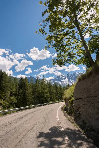 Caminos Montaña Entre Ceresole Reale Colina Nivolet Alrededor Del Lago — Foto de Stock