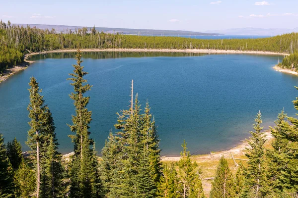 Yellowstone Meer Yellowstone Rivier Yellowstone National Park Wyoming Rechtenvrije Stockafbeeldingen