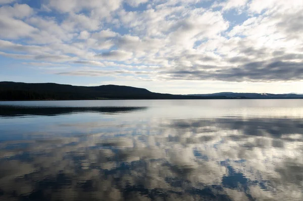 Matahari Terbit Danau Yellowstone Taman Nasional Yellowstone Wyoming — Stok Foto