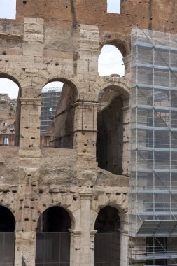 İtalya 'da Roma' daki kolezyum anıtının görüşleri ve ayrıntıları