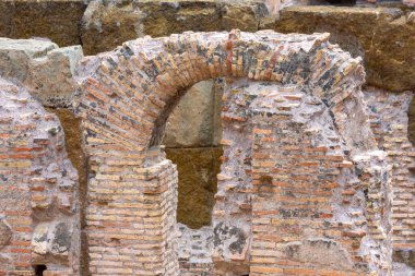 İtalya 'da Roma' daki kolezyum anıtının görüşleri ve ayrıntıları