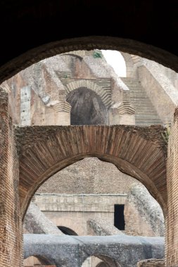 İtalya 'da Roma' daki kolezyum anıtının görüşleri ve ayrıntıları