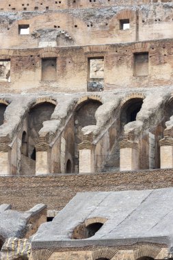 İtalya 'da Roma' daki kolezyum anıtının görüşleri ve ayrıntıları