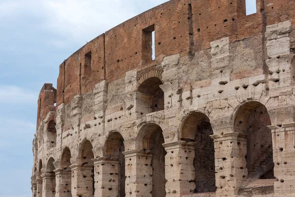 İtalya 'da Roma' daki kolezyum anıtının görüşleri ve ayrıntıları