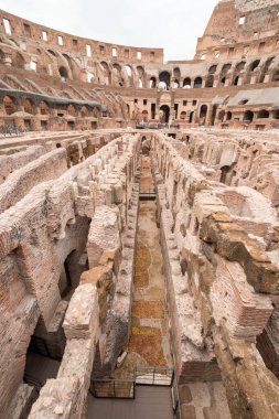 İtalya 'da Roma' daki kolezyum anıtının görüşleri ve ayrıntıları