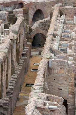 İtalya 'da Roma' daki kolezyum anıtının görüşleri ve ayrıntıları