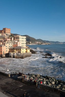 Liguria, Cenova 'da Boccadasse sahilinde deniz manzarası