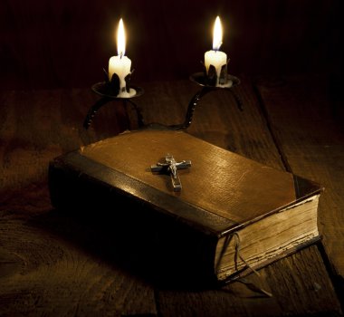 çapraz ve İncil