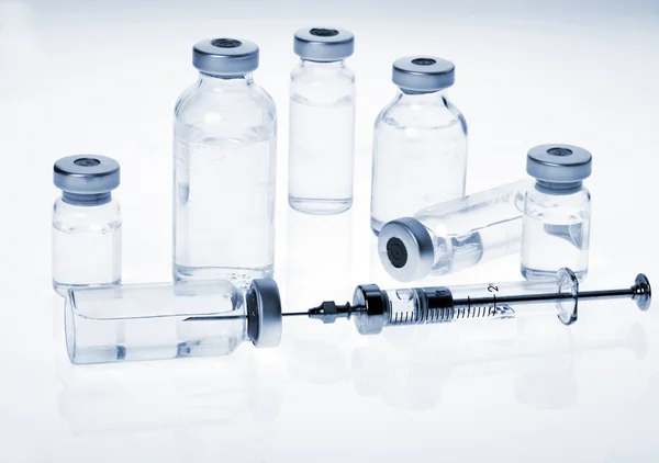 Vials and Syringe — Stock Photo, Image