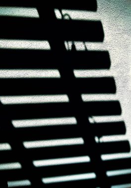 Duvarda Pergola 'nın gölgesi