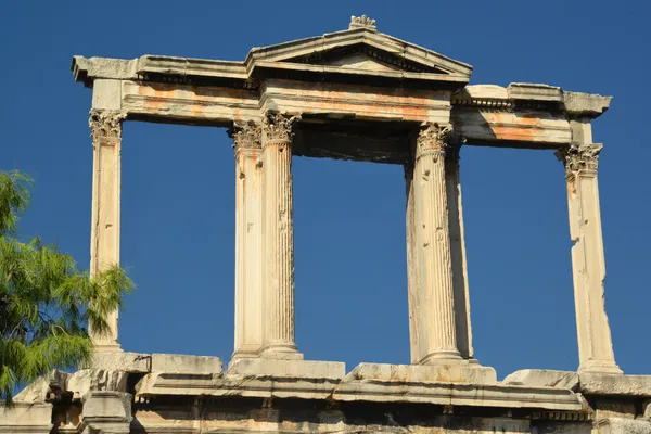 O Templo de Zeus Olímpico em Atenas, Grécia — Fotografia de Stock