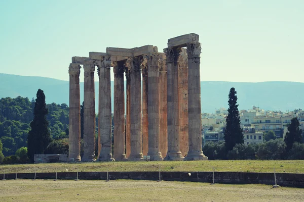 O Templo de Zeus Olímpico em Atenas, Grécia — Fotografia de Stock