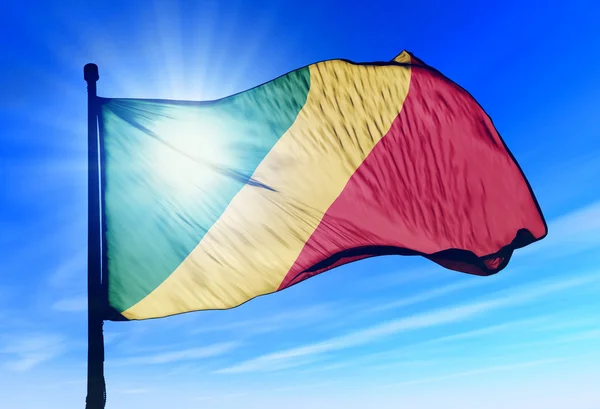 Bandeira da República do Congo acenando ao vento — Fotografia de Stock