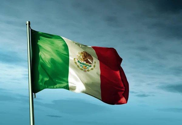 Mexiko mávání vlajkami na vítr — Stock fotografie