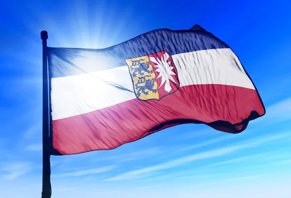 Flaga kraju związkowym Szlezwik Holsztyn (ger) na wiatr — Zdjęcie stockowe