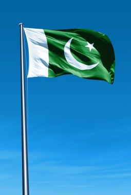 rüzgarda sallayarak pakistan bayrağı